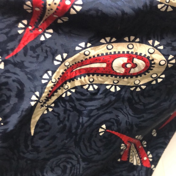 Opera Elegant Fringed Scarf by Cisco VTG 100% Silk. Double faced - Picture 5 of 7